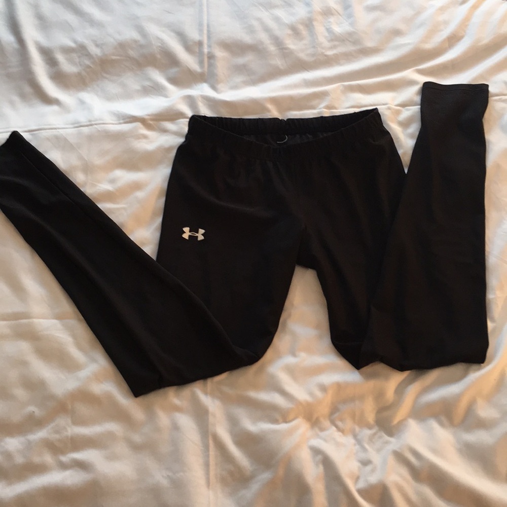 Size small under armor black leggings